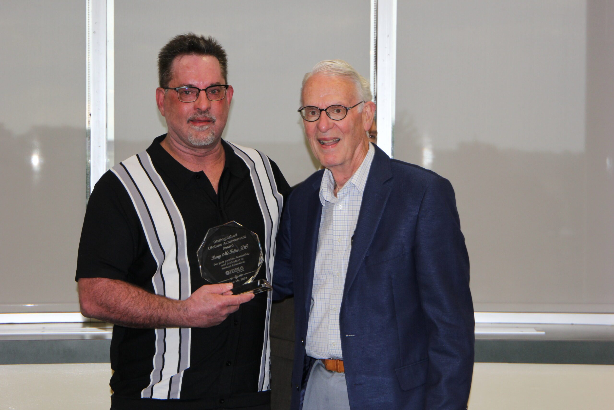 Dr. Larry McIntire receives the Lifetime Achievement Award
